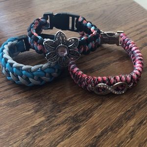 Paracord bracelet